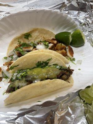 Taco de pollo y barbacoa .. my favorite