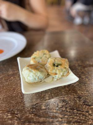 Shrimp and Chive dumplings (Jiu Cai Bao)