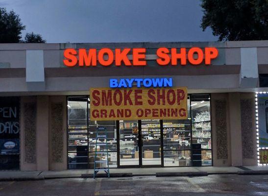 Baytown smoke shop