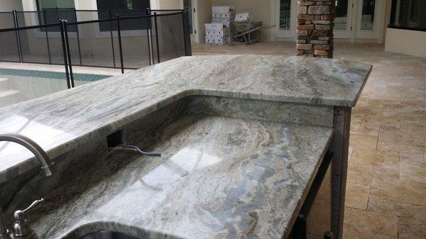 #fantasybrown #granite #allgraniteandmarble #sarasotafabricator #outdoorkitchen