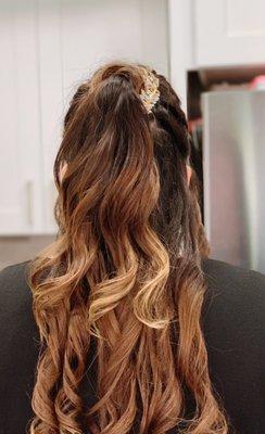 Lovely hairstyle!!! Second hairstyle!