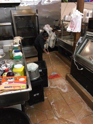 foaming floor w food grade cleaners