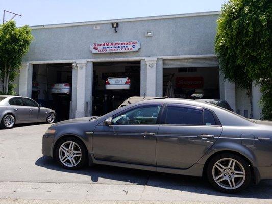 Acura TL getting a check up from dr. Marlon.