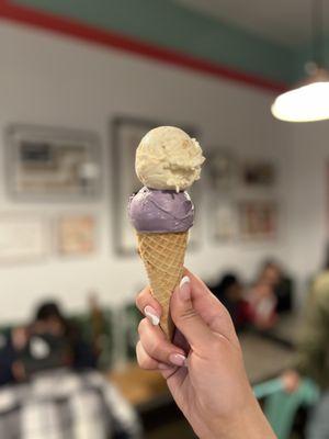 Single Scoop (~$6): 2 flavors - Banana Pudding & Ube Pandan