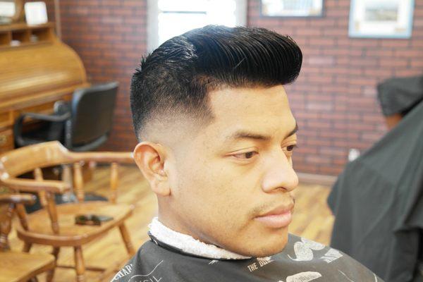 Tailored haircuts to the specifity of who you are!