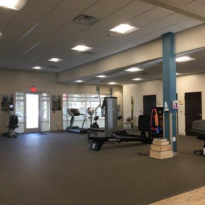 Whether it be exercise, stretches or massage, our physical therapists have the equipment to help you get back to your best.