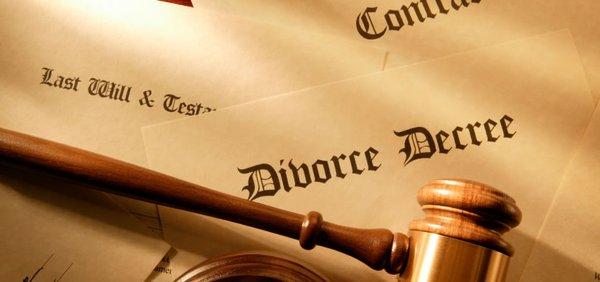 Our litigation attorneys can assist you with your divorce, or child custody case.