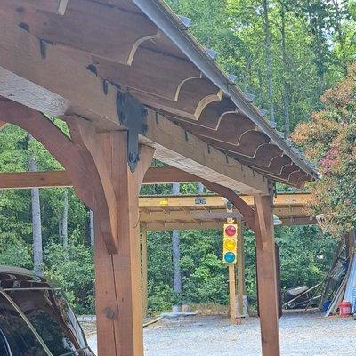 Love the extra workmanship on the carport!