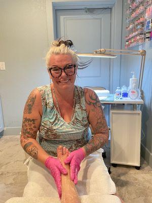 Lisa pedicure and manicure.