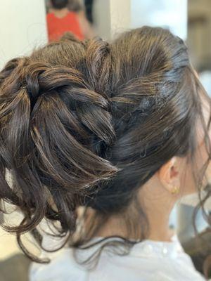 Wedding up do