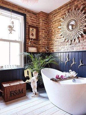 Personalize your #bathroom with décor that tells a story... http://www.housebeautiful.com/design-inspiration/g4185/maximalist-interior-desi