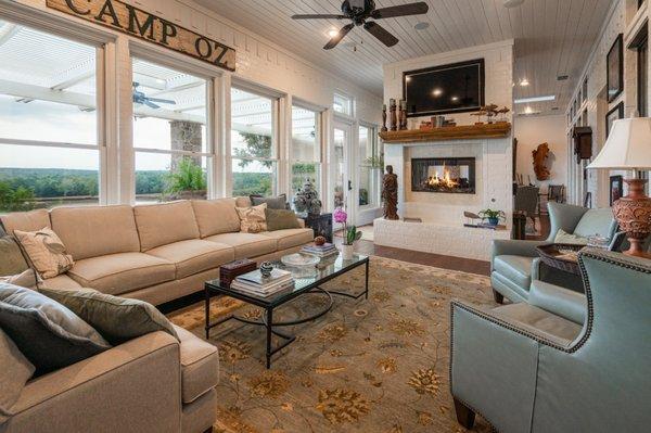 Grab a coffee, a book, and favorite seat by the fire at this East TX ranch for sale near Gilmer