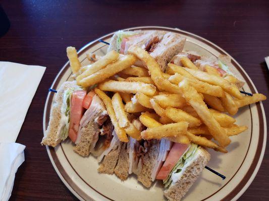 Club Sandwich- superstar fries