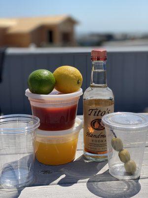 Take out Orange crush + Bloody Mary = great Sunday Funday | @city2shoredreamer