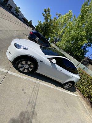 The beauty in white after tint at tintcali. 5% back, 20% front. Look at that amazing parking job by tintcali.