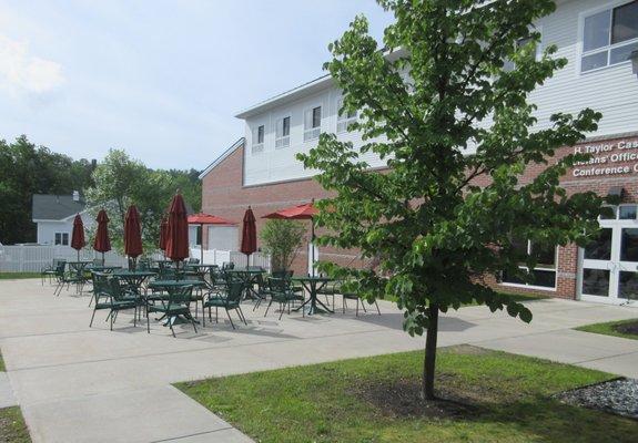 LRH Dining Patio