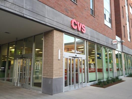 Despite the name - CVS/Pharmacy - there is NO PHARMACY HERE. The most pointless CVS in the country.