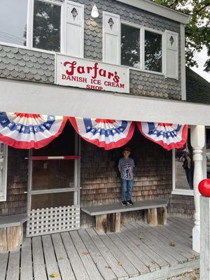 Farfar's Danish Ice Cream Shop