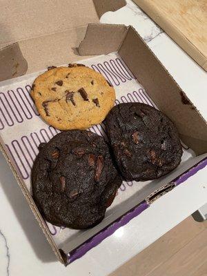 Chocolate Chunk and Double Chocolate Chunk Cookies