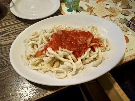 "Spätzle" (with marinara sauce)