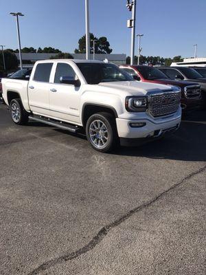 Purchased a new GMC Denali truck from Bob King. Butch did an excellent job getting me the best deal possible for me.