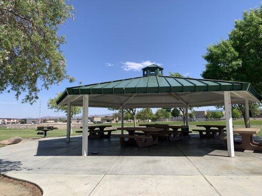 Patio area for having parties with 2 grills on each side