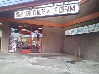 starlights donuts & ice cream