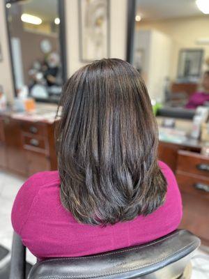 6" cut, grey coverage, all over color w full highlights.