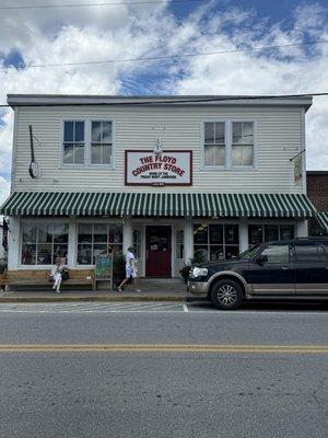 Floyd Country Store