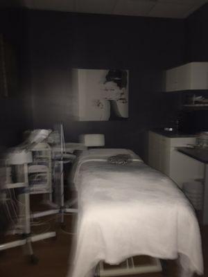 Facial room I know horrible picture