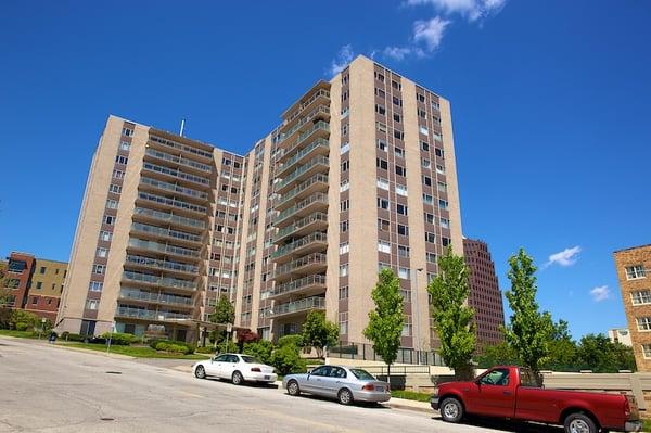 Parkway Towers Condominium