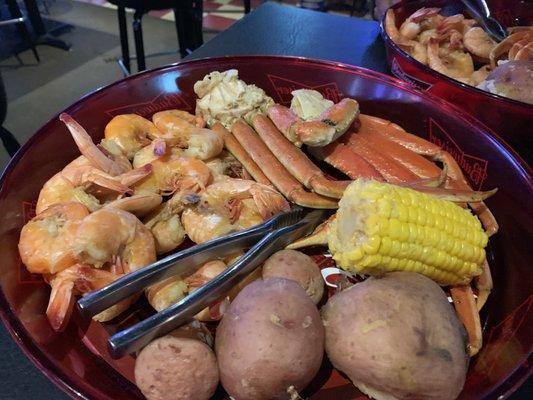 Crab and shrimp boil