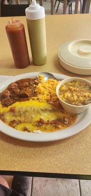 Great cheese enchiladas with carne guisada. My favorite