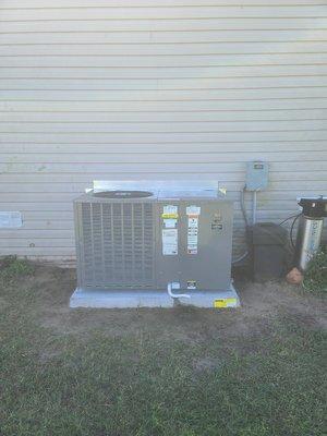 4T 14S Ruud Heat Pump Install