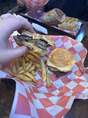 Cheeseburger sliders