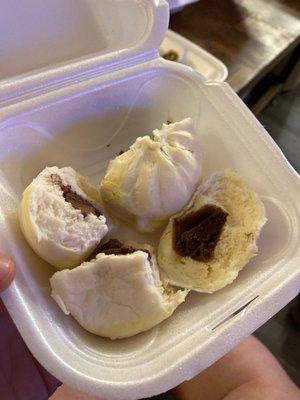 Red bean paste buns