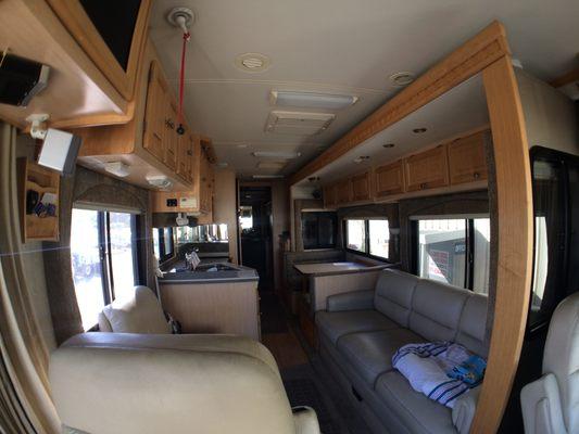 We specialize in Motorhomes