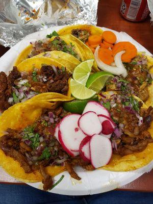 Tacos: 2 al pastor, 1ea lengua, tripas, cabeza, chili verde