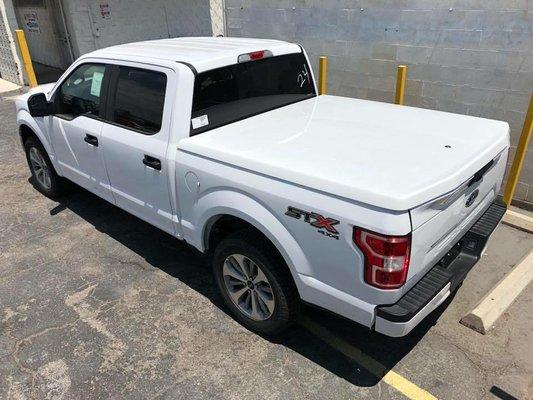 Snugtop SL2 tonneau cover