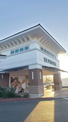 Sephora is coming to the Crossings at Corona...