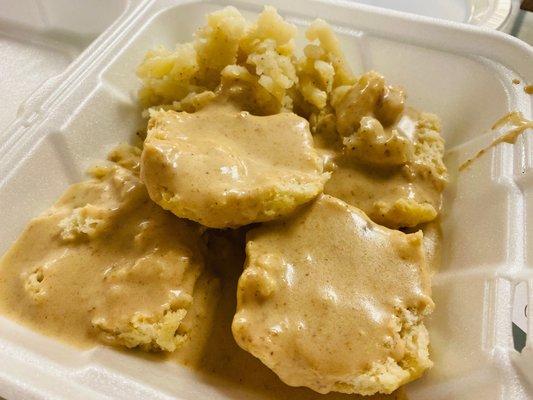 Biscuits and gravy platter