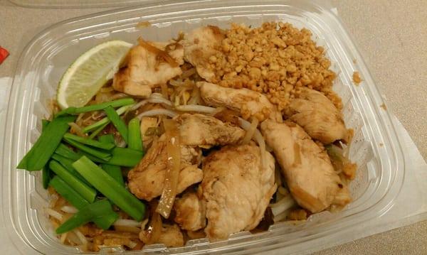 Chicken Pad Thai ($6.99)