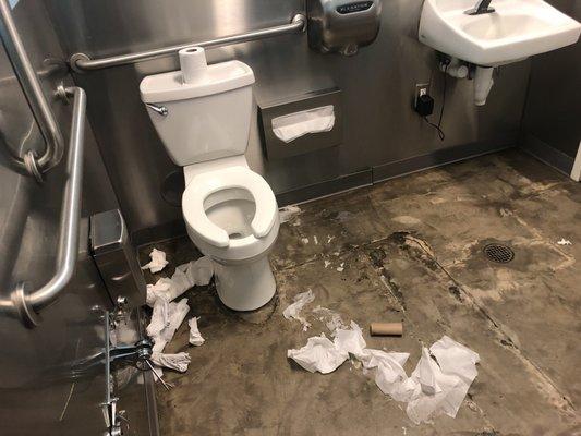 Women's Bathroom at Old Navy. Gas station bathrooms are not even this bad. This is disgusting and UNACCEPTABLE!!