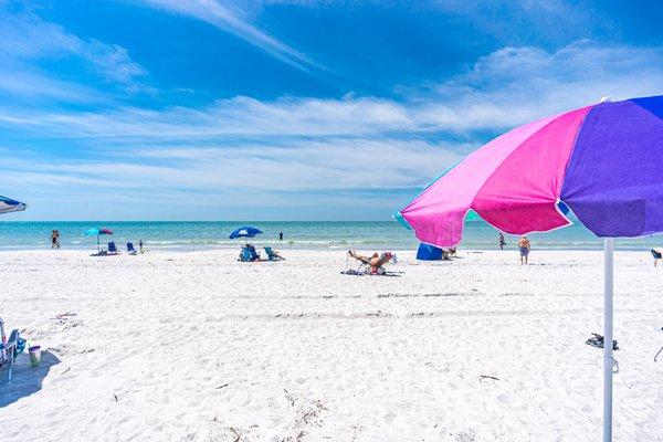 Chateaux vacation condos are located directly on the white sands of the Gulf beach.