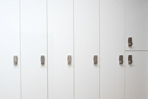 Day use lockers