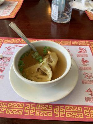 Wonton soup with the dinner combo