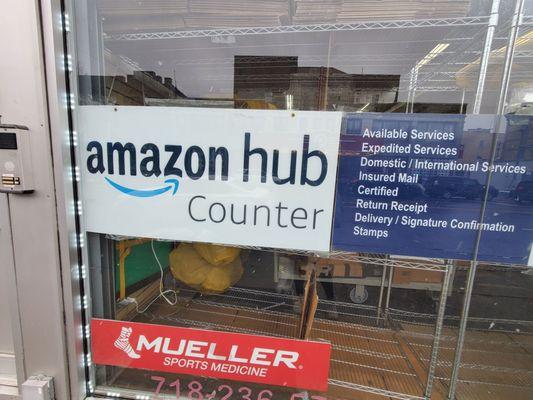 Amazon Hub counter sign