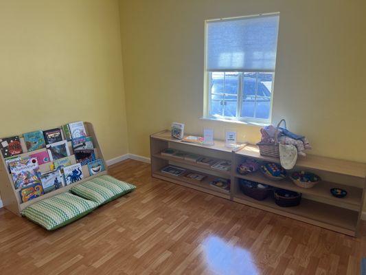 Library and relax room.