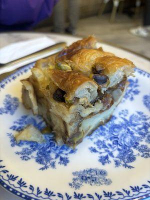 Egyptian bread pudding