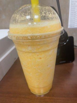 Mango smoothie